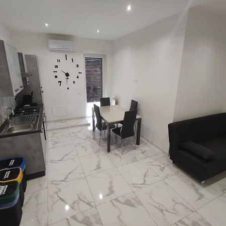 Infernetto Intero Appartamento Casa Vacanze "Il Pino" Roma מראה חיצוני תמונה